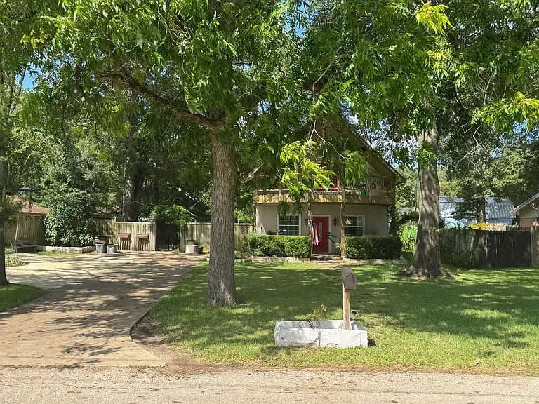 807 N Rather St — Photo 4