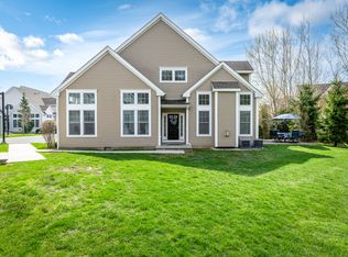 72 Copper Square Dr #72, Bethel, CT 06801
