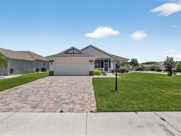 1103 Villeroy Dr, Sun City Center, FL 33573