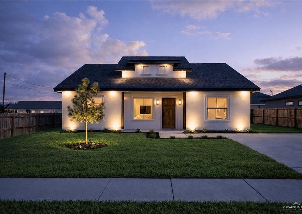 1st image of 910 Trinity St