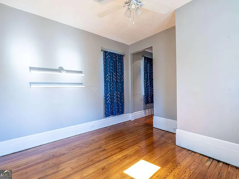 692 Myrtle St NE — Photo 54