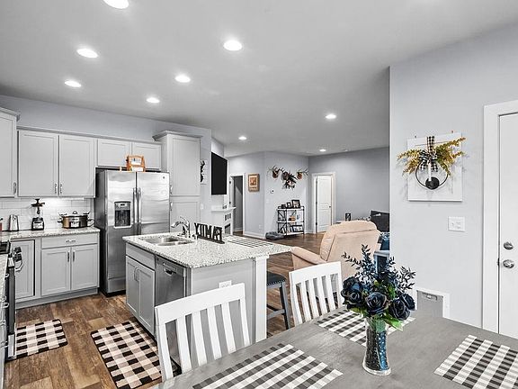 4th image of 5533 Mulberry Pl