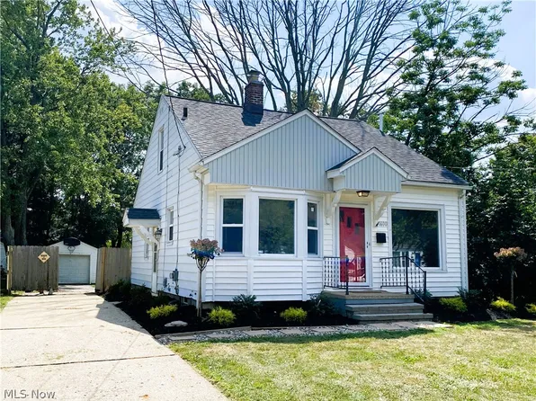 1600 Bond St, Akron, OH 44313