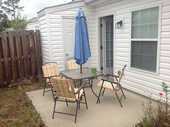 fenced backyard/porch