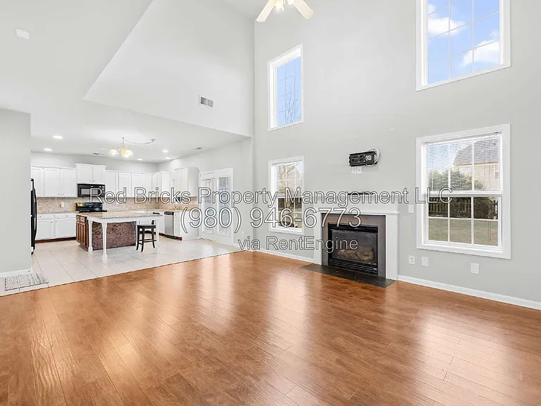 1520 Tranquility Ave NW — Photo 9