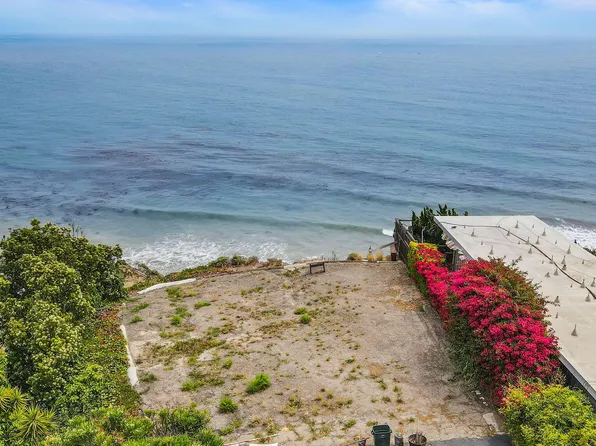 1837 1/2 El Camino De La Luz, Santa Barbara, CA 93109