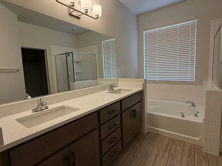 1864 Brookshire Dr — Photo 13
