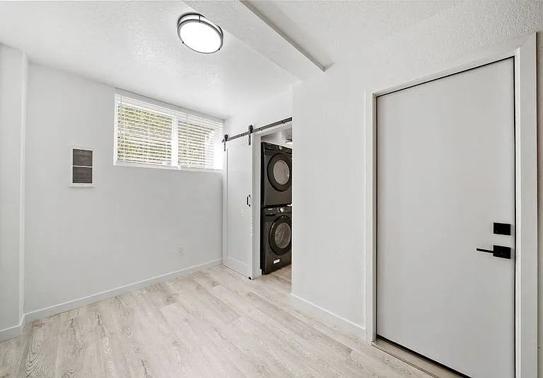 1101 Colusa St #2 — Photo 27