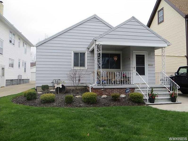 1st image of 33 Delham Ave