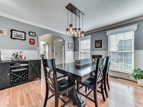 5th image of 816 Hidden Glen Ln