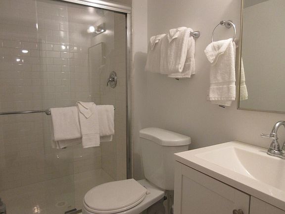 3rd image of 245 W North Ave #115