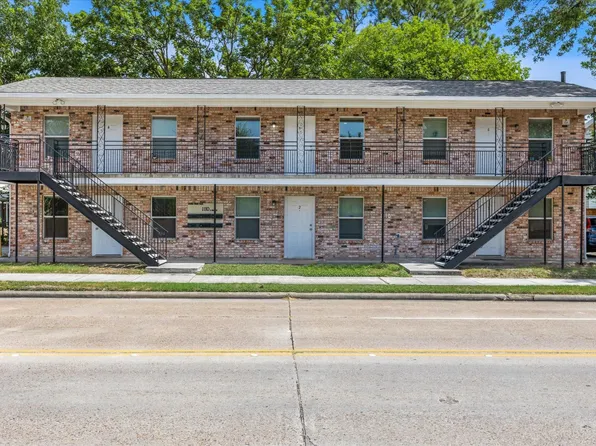 1110 W Patton St APT 4, Houston, TX 77009