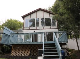 44 Passaic Dr, Hewitt, NJ