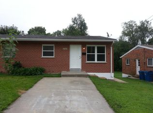 3980 Sims Ave, Saint Ann, MO 63074