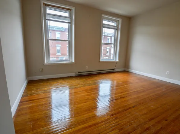 3909 Pine St, Philadelphia, PA