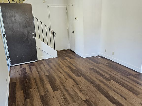 4th image of 1234 Daniel Ct