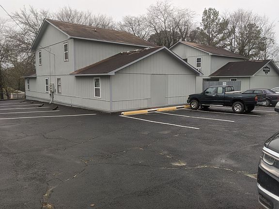 2nd image of 211 N Washington St APT A5