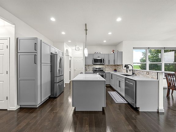 4th image of 3102 Falcon View Ct SW