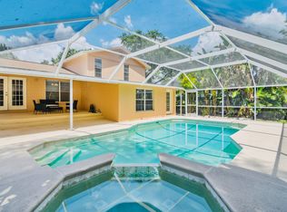 4108 Sand Lake Ct, Tampa, FL 33624
