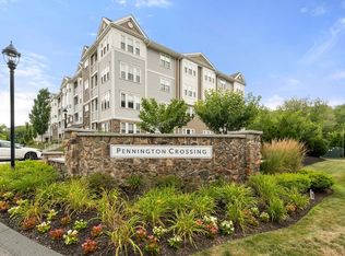 3310 Pennington Dr #310, Walpole, MA 02081