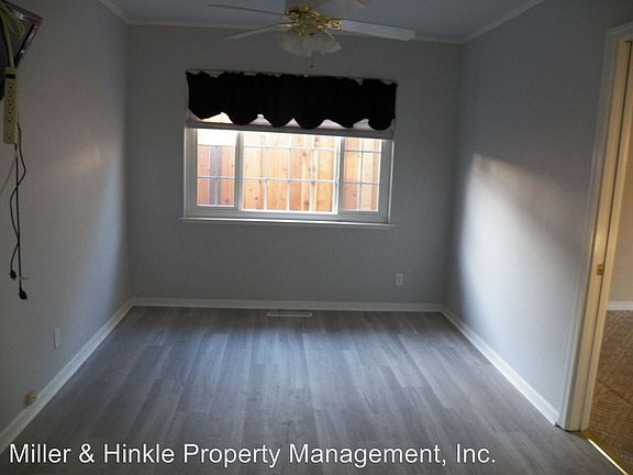 4th image of 4485 Venice Way