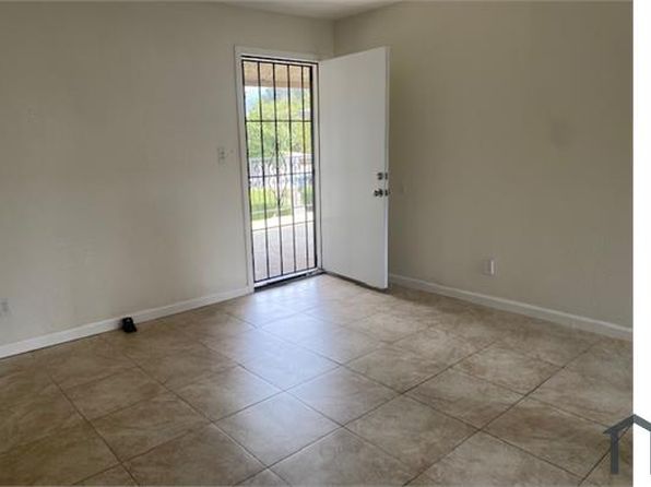 163 E 15th St APT 7