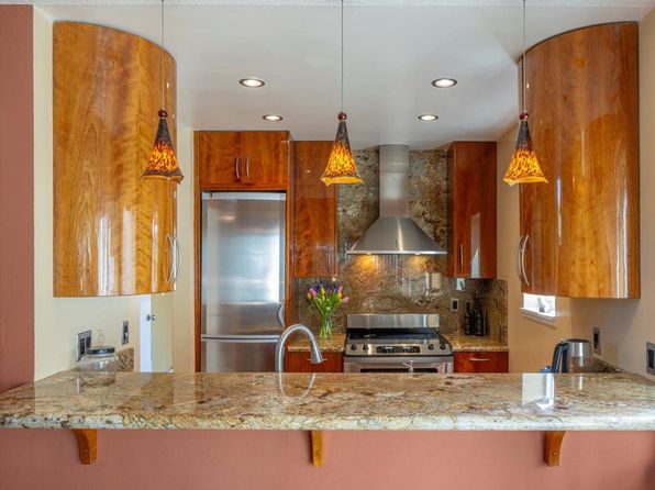 1919 Alameda De Las Pulgas APT 59, San Mateo, CA 94403