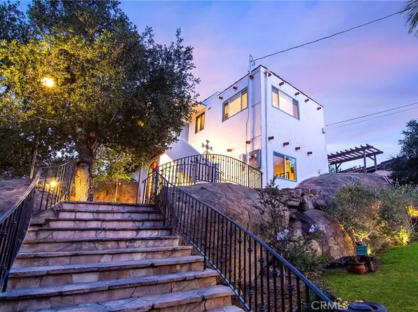 8500 Val Verde Dr, West Hills, CA 91304