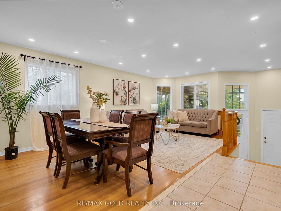 1st image of 74 Fletchers Creek Blvd
