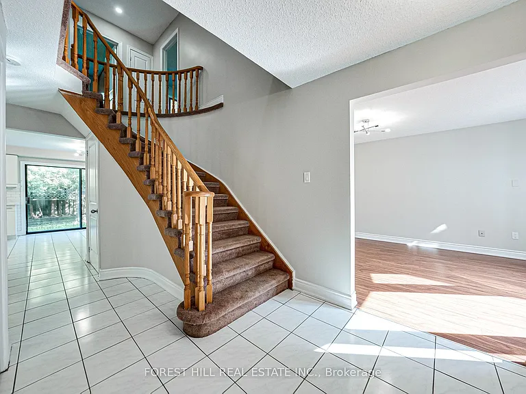 300 Conley St — Photo 17