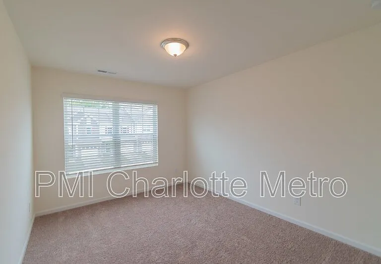 7139 Bentz St — Photo 10