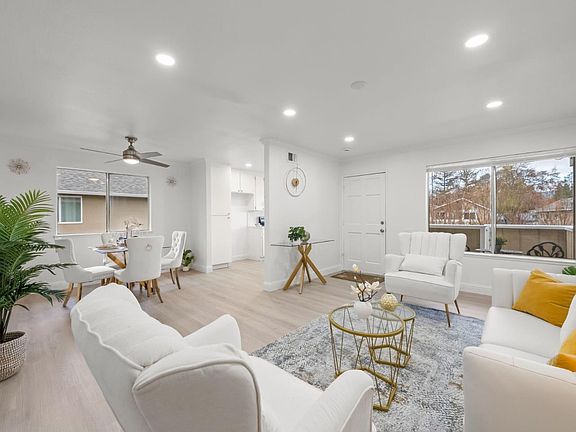3rd image of 2315 Warfield Way Unit B