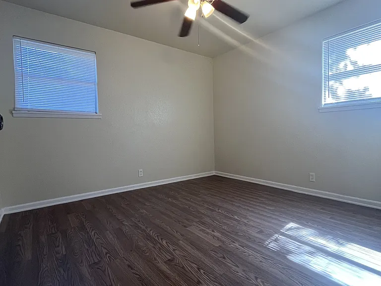 1710 Avalon Rd — Photo 10