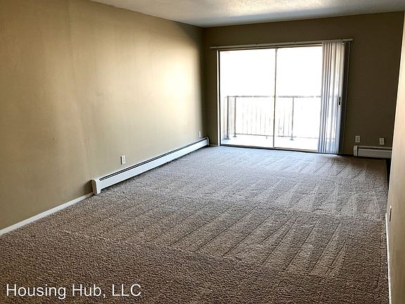 3rd image of 795 6th St E APT 306