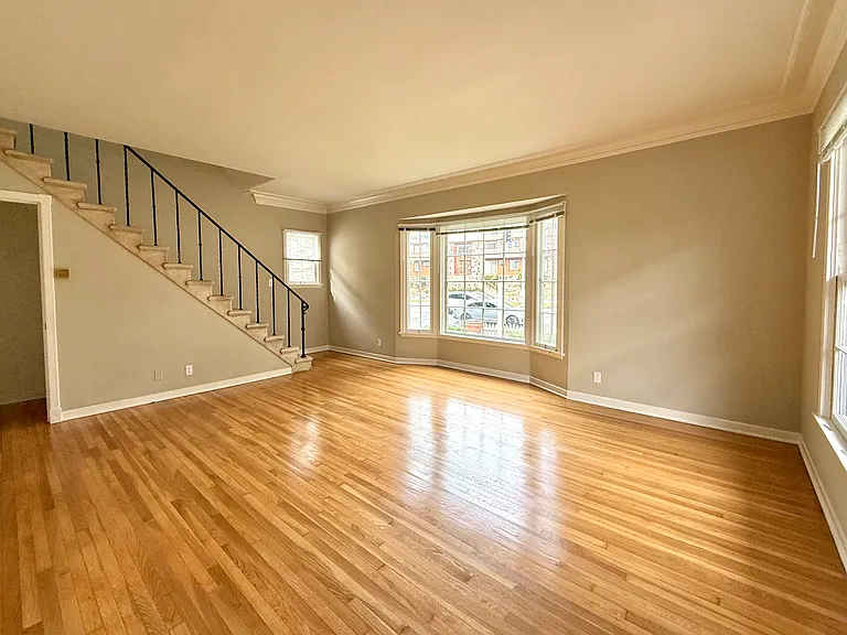 4044 Los Feliz Blvd #54-1/2 — Photo 3