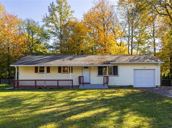 200 Lycoming Rd, Rochester, NY 14623
