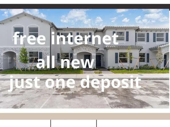 1084 SE 3rd St, Homestead, FL 33034