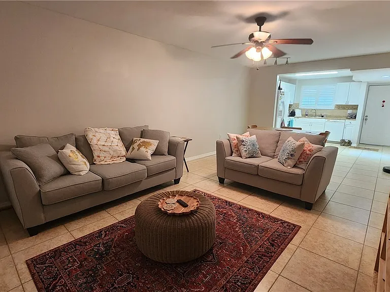 2121 Collier Ave #107 — Photo 11