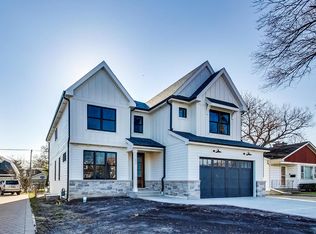 279 N Berteau Ave, Elmhurst, IL 60126