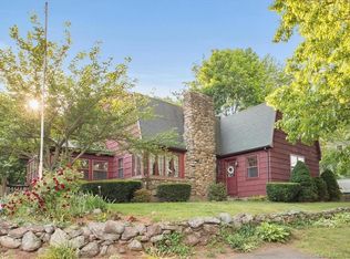 55 Washington Rd, Cromwell, CT 06416