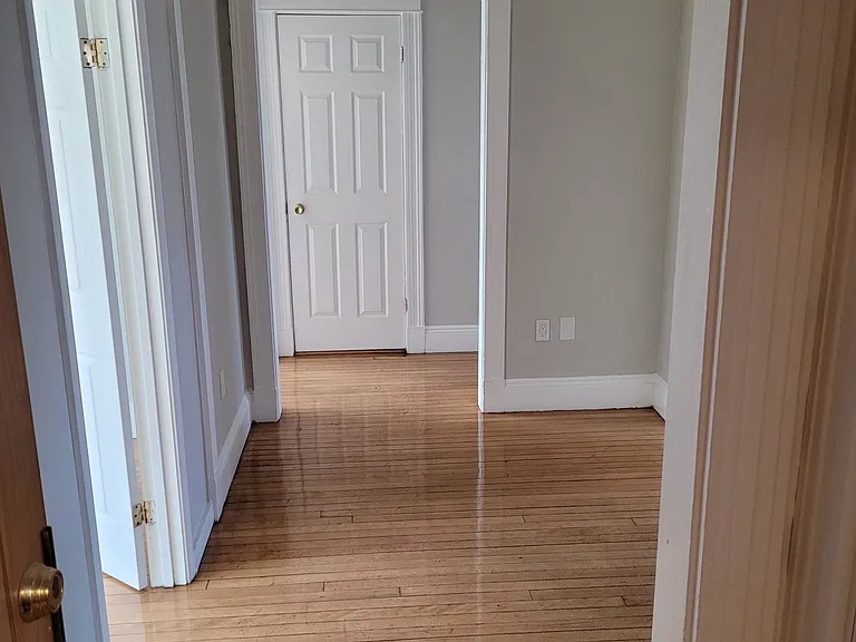 8 Farrington Ave #3 — Photo 20