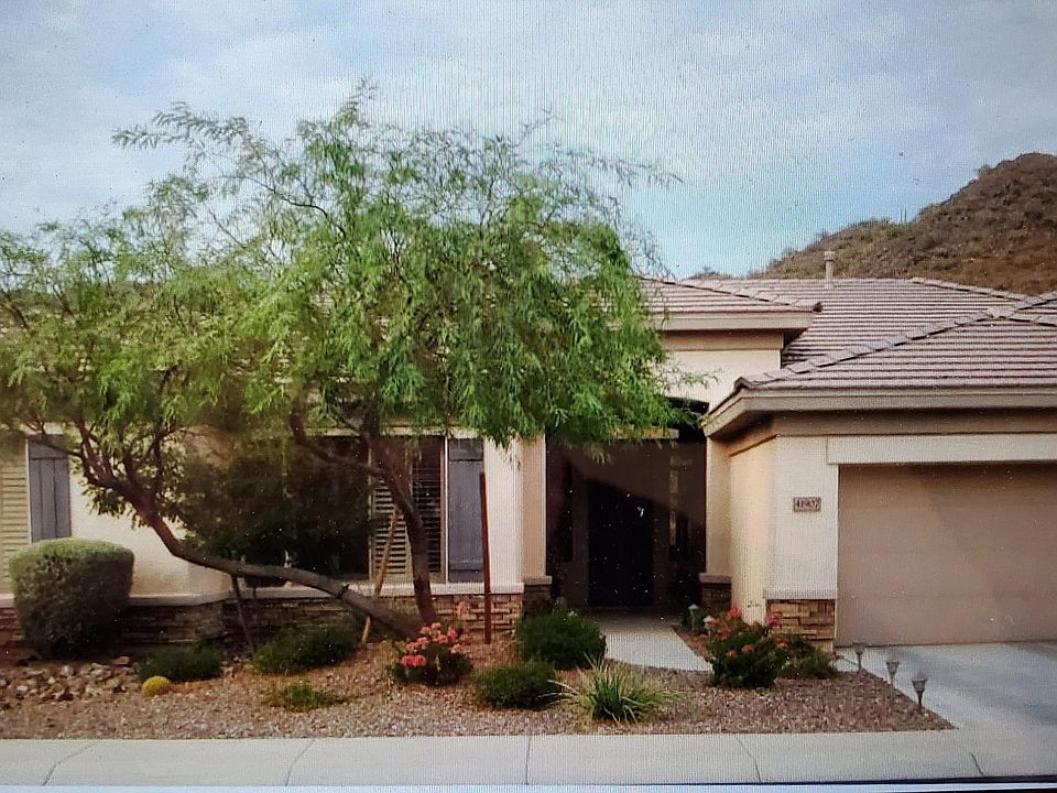 2nd image of 41907 N Signal Hill Ct