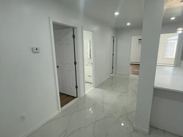 2163 East 17th Street image 5 of 12