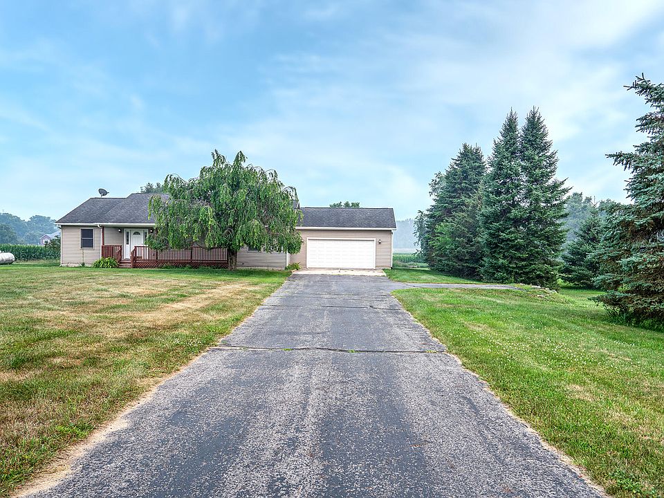 1st image of 5967 Nichols Rd