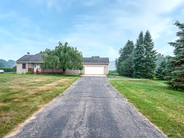 5967 Nichols Rd, Mason, MI 48854