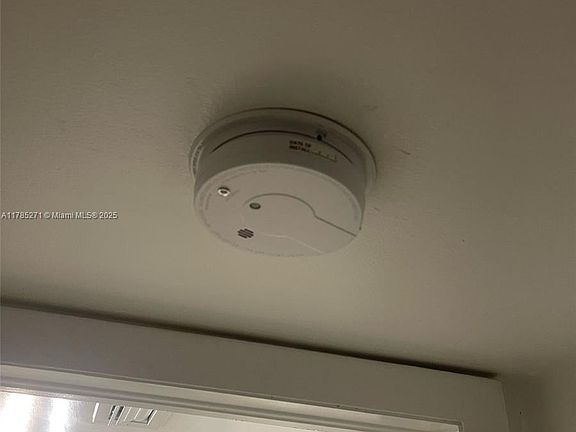 4th image of 6095 W 18th Ave APT S221