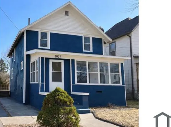 1027 S Chicago Ave #1, Freeport, IL 61032