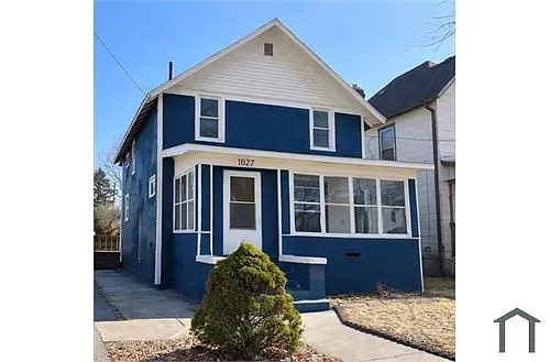 1027 S Chicago Ave #1 Photo 1