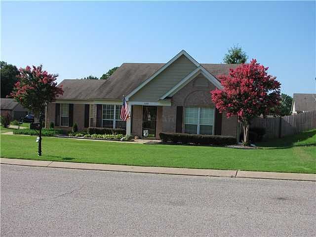 1st image of 510 Oakland Hills Dr