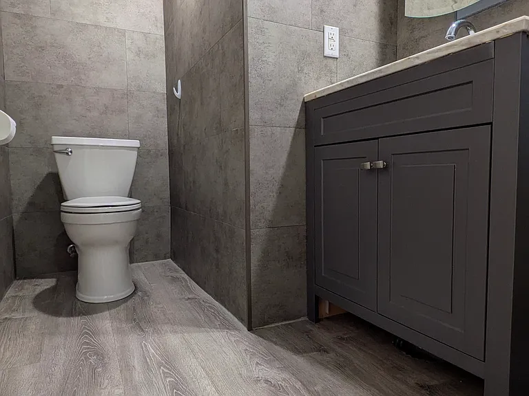 Main floor bathroom